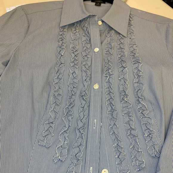 Ann Taylor Blouse size 4 - Picture 4 of 5